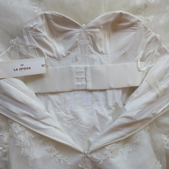 La Sposa by Pronovias Wedding Dress Rochelle - Picture 13 of 13